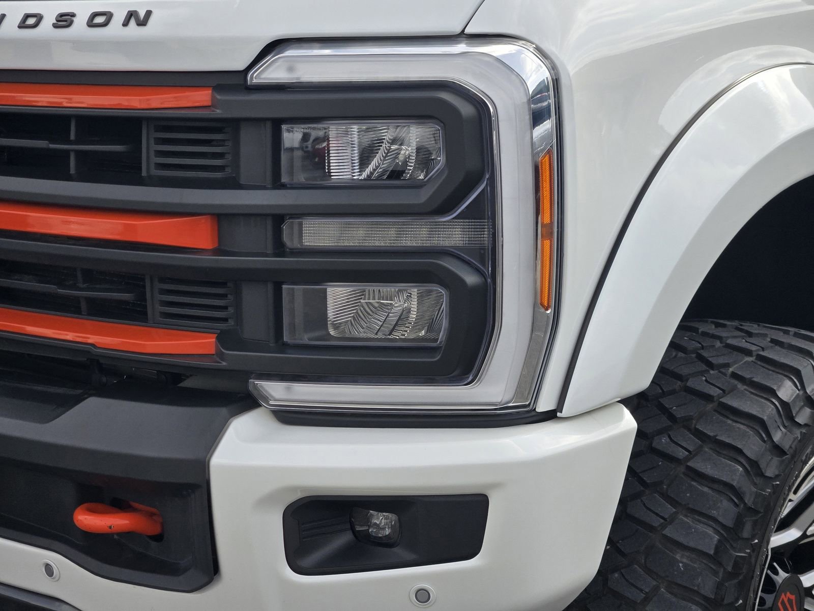 Used 2023 Ford F250 Lariat w/ Lariat Ultimate Package AWD/4WD image 9