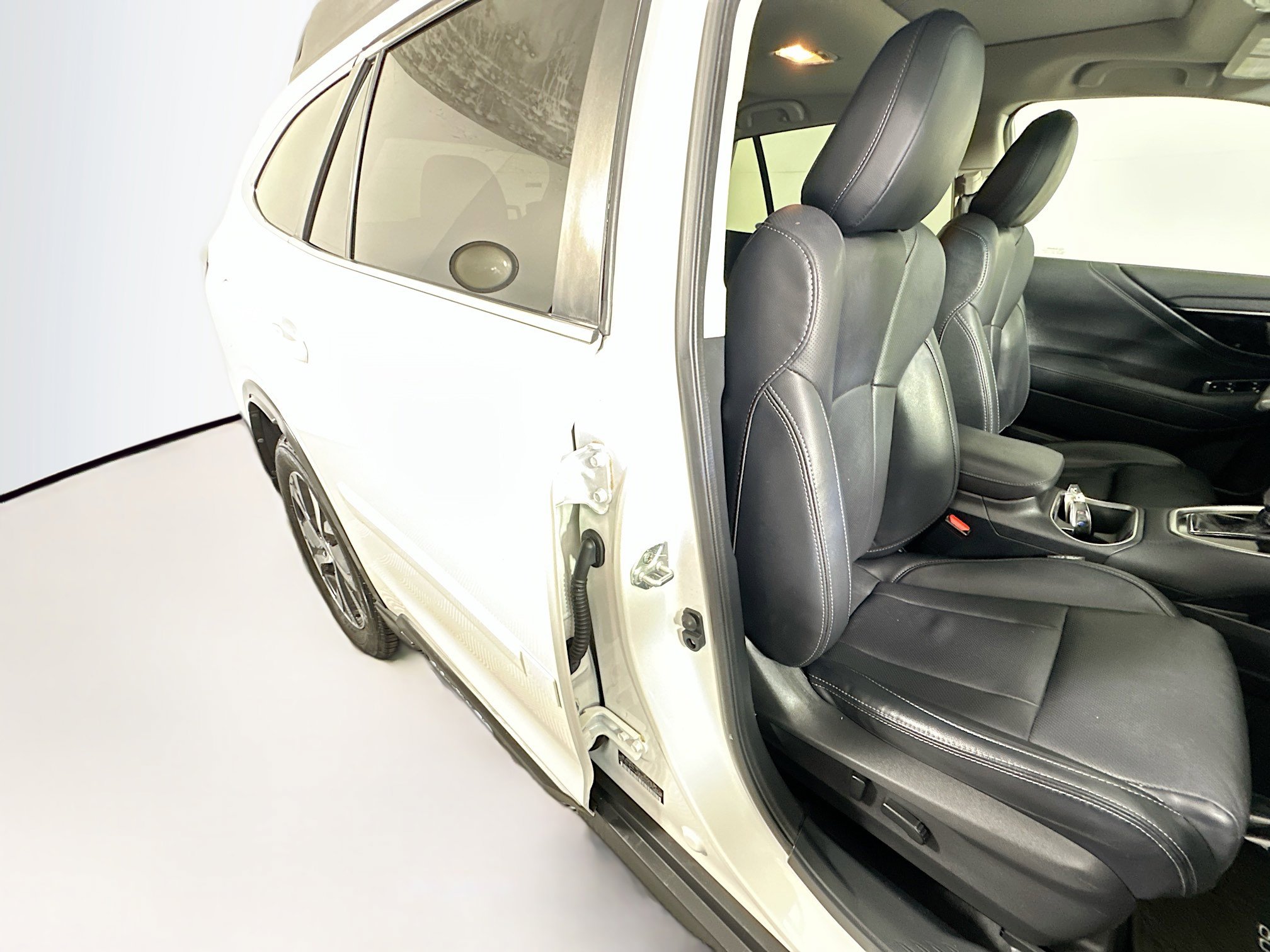 Used 2022 Subaru Outback Limited AWD/4WD image 28