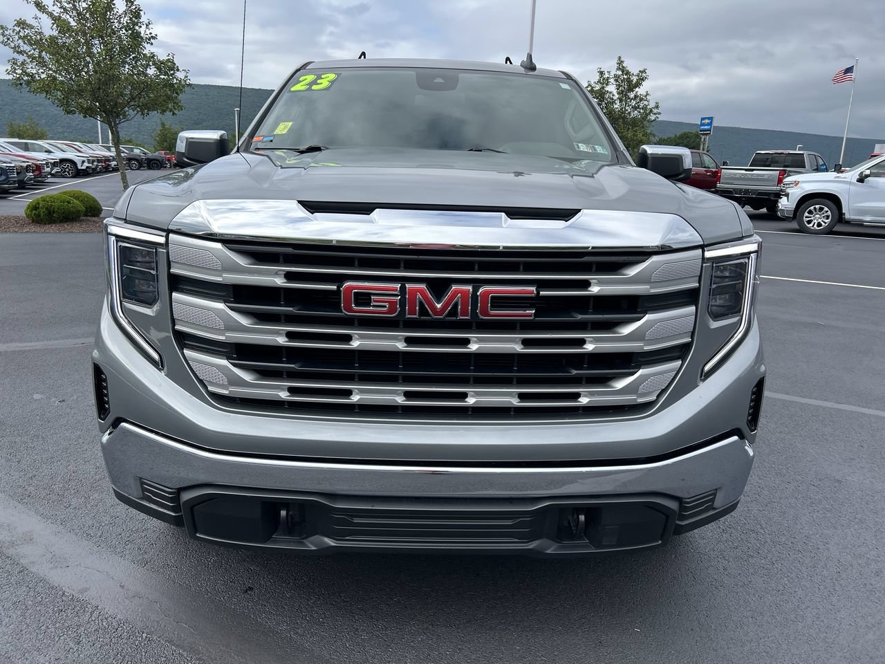 Used 2023 GMC Sierra 1500 SLE AWD/4WD image 14