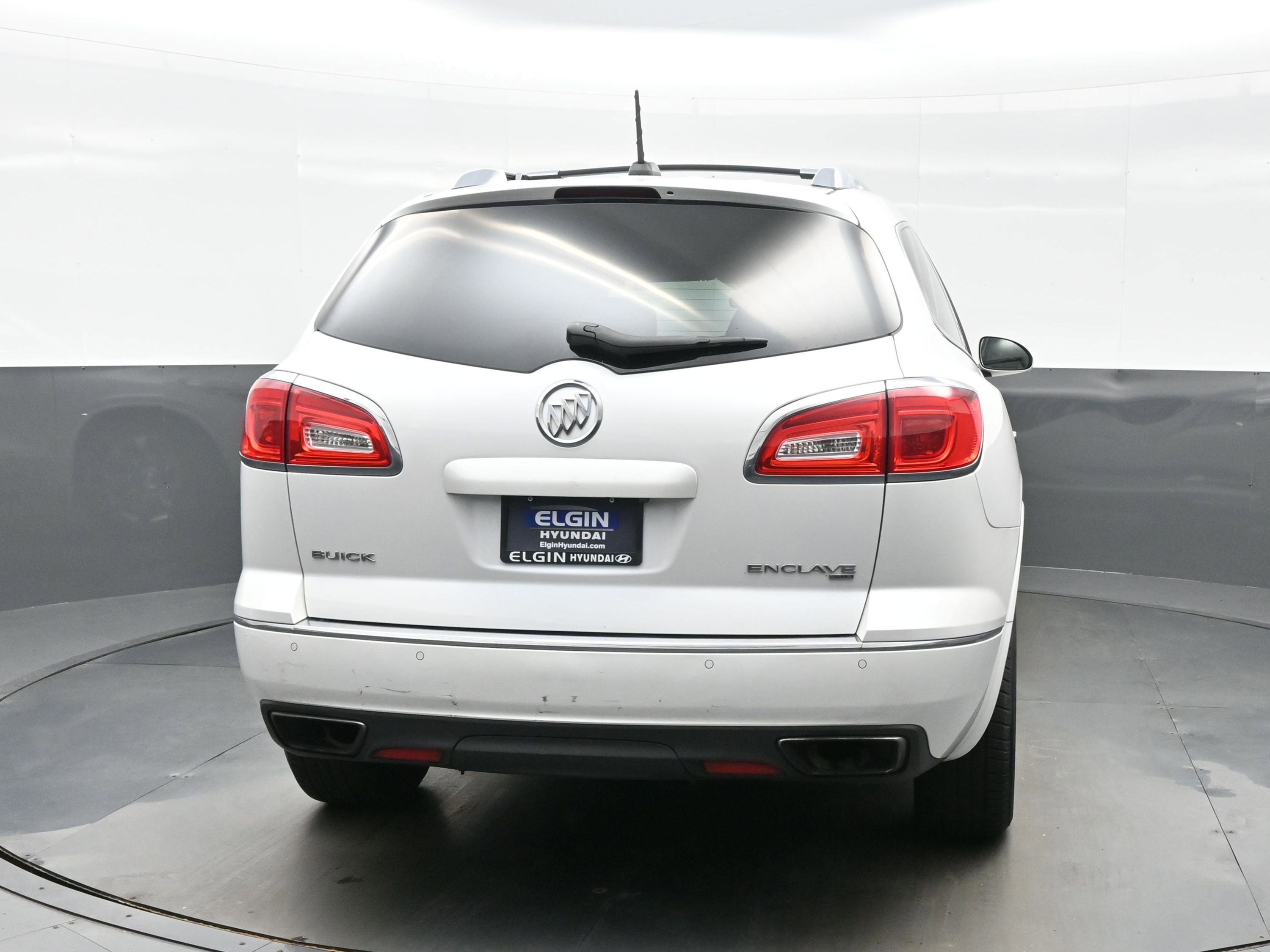 Used 2017 Buick Enclave Premium AWD/4WD image 5