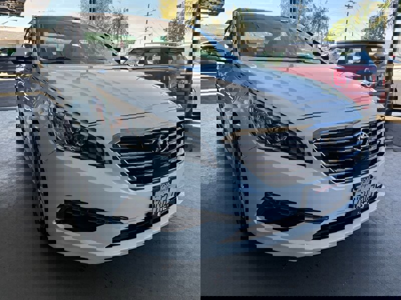 Used 2015 Hyundai Sonata Limited w/ Option Group 06 image 8