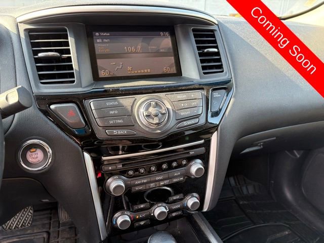 Used 2014 Nissan Pathfinder SV FWD image 9