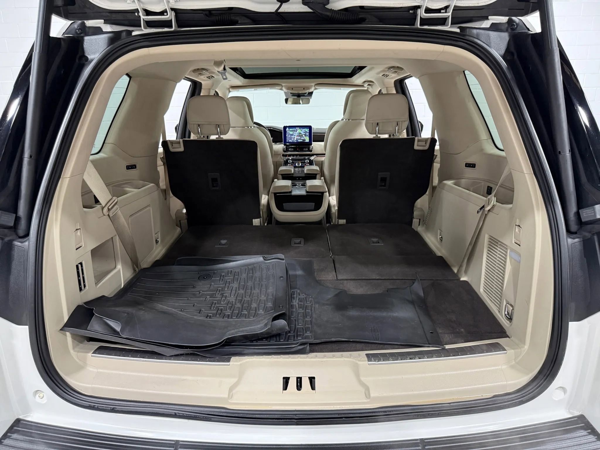 Used 2020 Lincoln Navigator Reserve w/ Luxury Package image 82