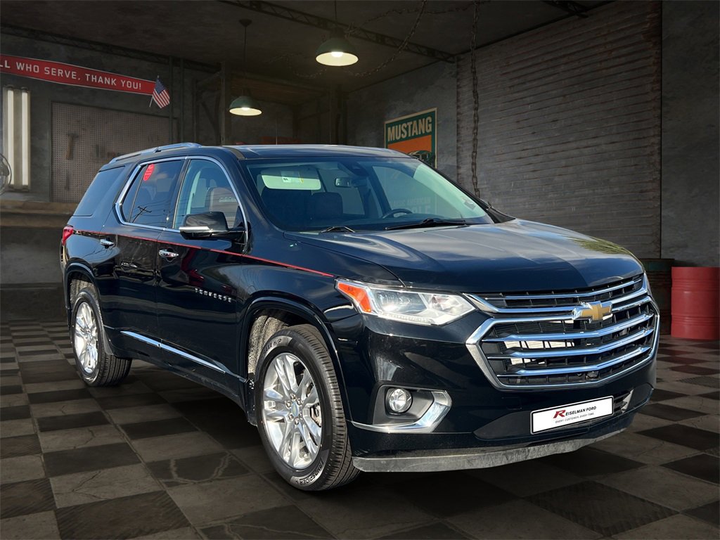 Used 2021 Chevrolet Traverse High Country image 2