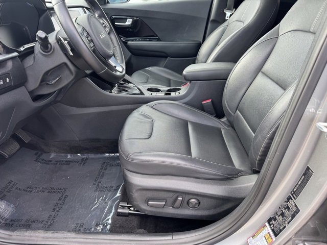 Certified 2022 Kia Niro Touring Special Edition image 11
