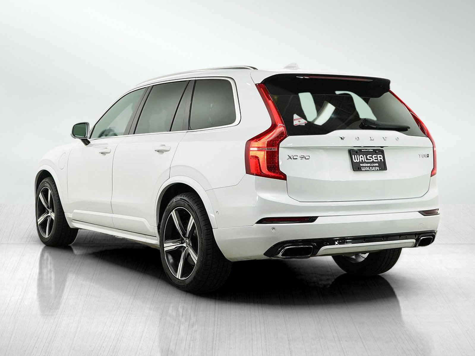 Used 2019 Volvo XC90 T8 R-Design w/ Advanced Package AWD/4WD image 3