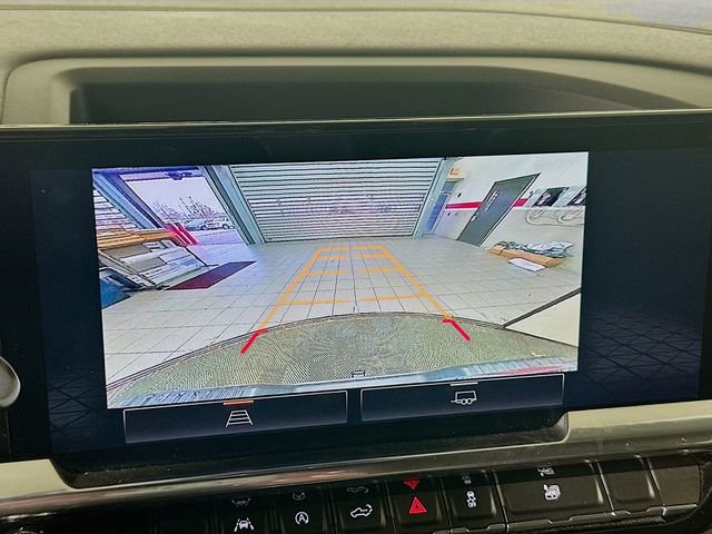 Used 2024 GMC Sierra 1500 SLT image 17