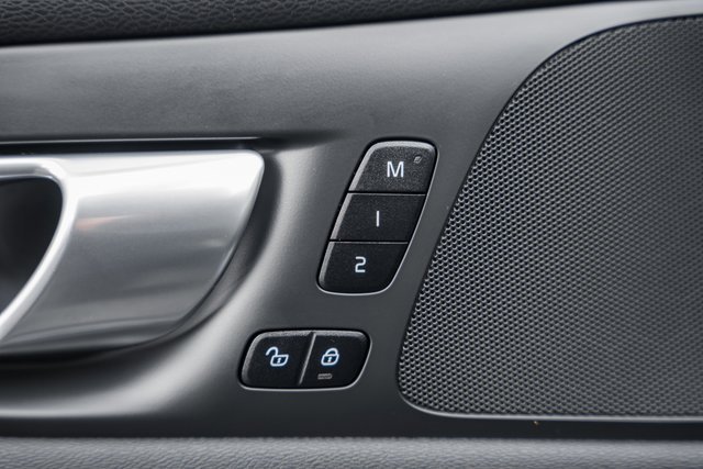 Used 2024 Volvo S60 B5 Plus image 35