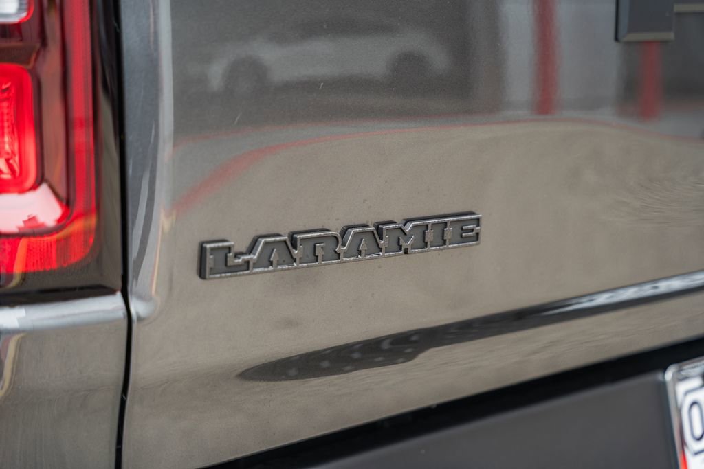 New 2026 RAM 1500 Laramie AWD/4WD image 8