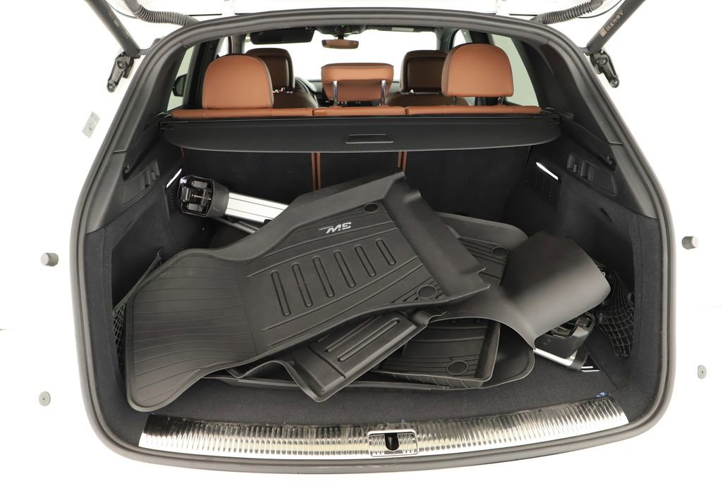 Certified 2022 Audi Q5 e Premium w/ Convenience Package image 27