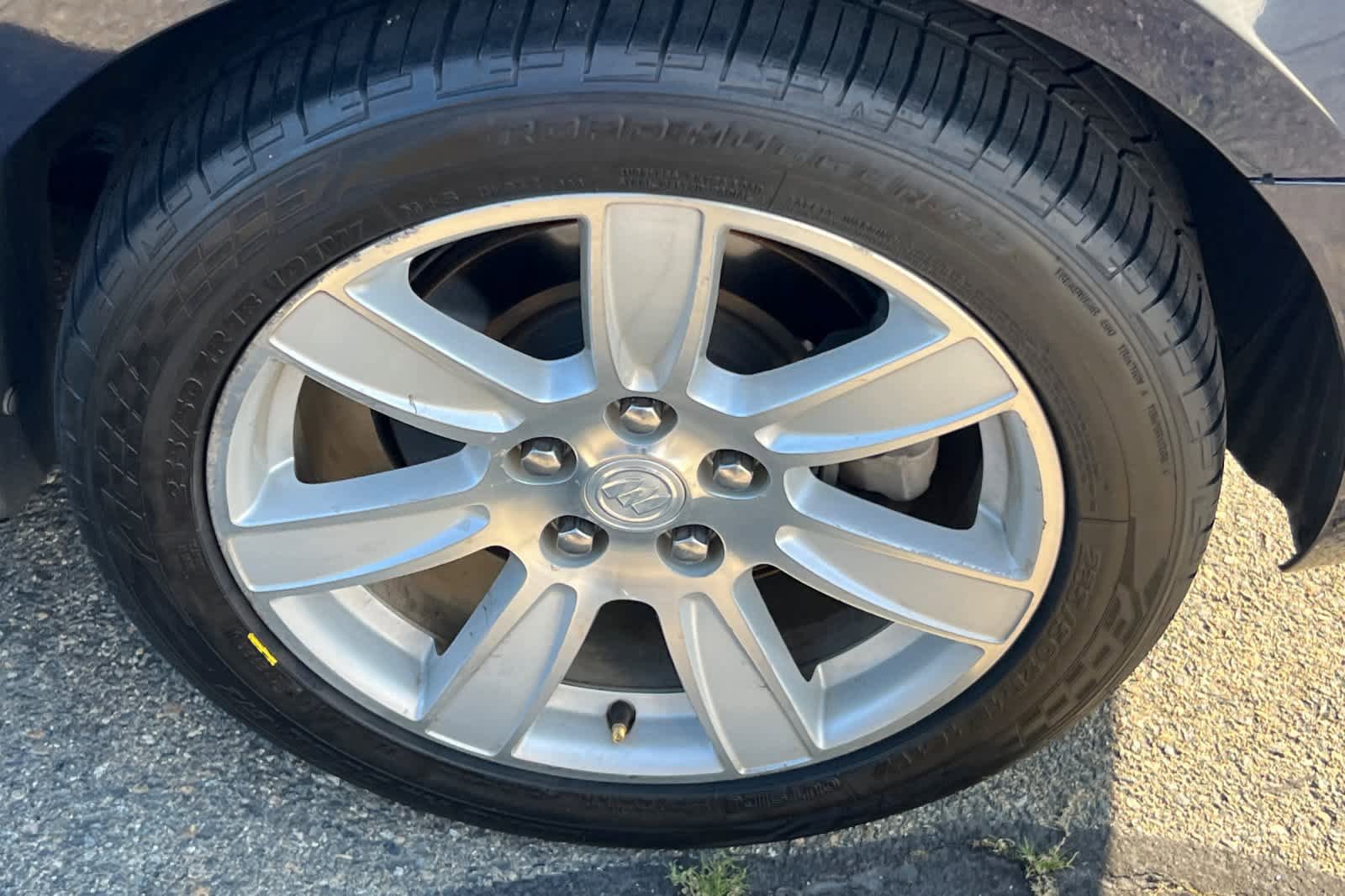 Used 2010 Buick LaCrosse CXL AWD/4WD image 22