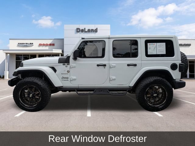 Used 2018 Jeep Wrangler Unlimited Sahara w/ Cold Weather Group AWD/4WD image 7