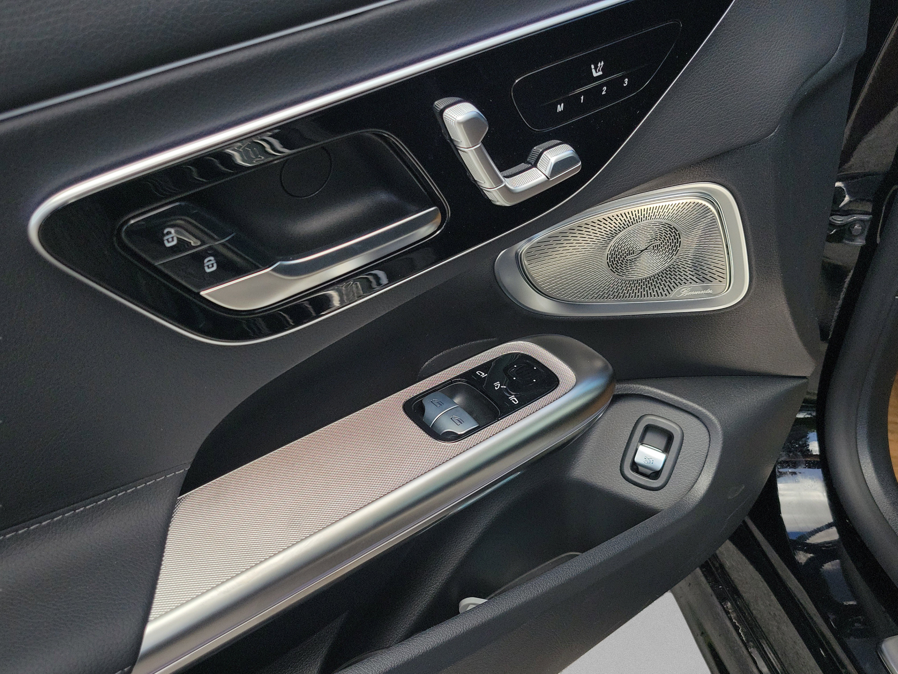New 2026 Mercedes-Benz CLE 300 4MATIC Coupe image 8