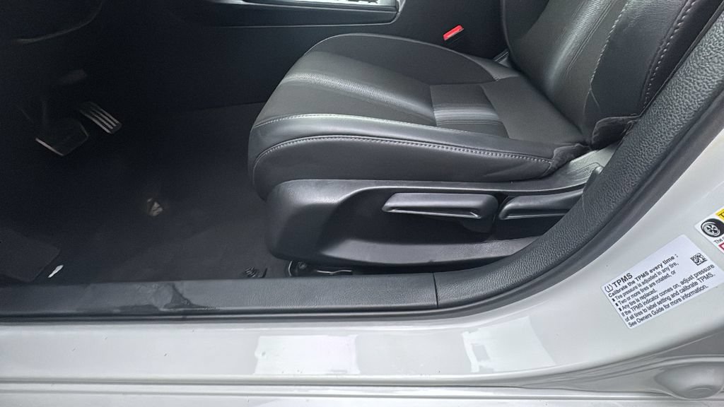 Used 2024 Honda Civic Sport image 8