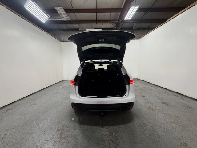 Used 2019 Jaguar F-PACE Premium AWD/4WD image 8