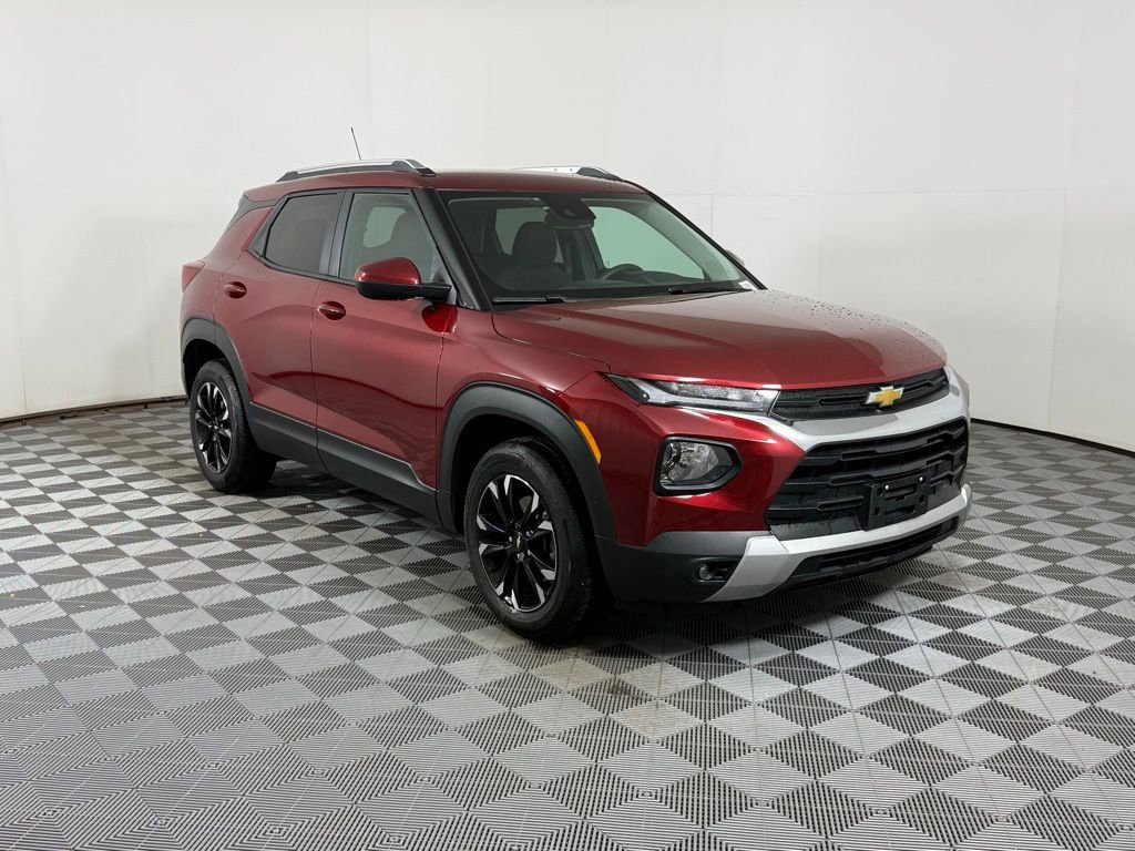 Used 2022 Chevrolet TrailBlazer LT w/ Convenience Package image 1