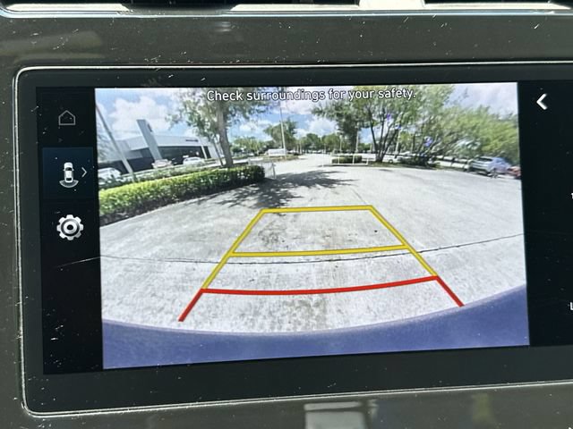 Used 2023 Hyundai Santa Cruz SEL Premium w/ Cargo Package AWD/4WD image 17
