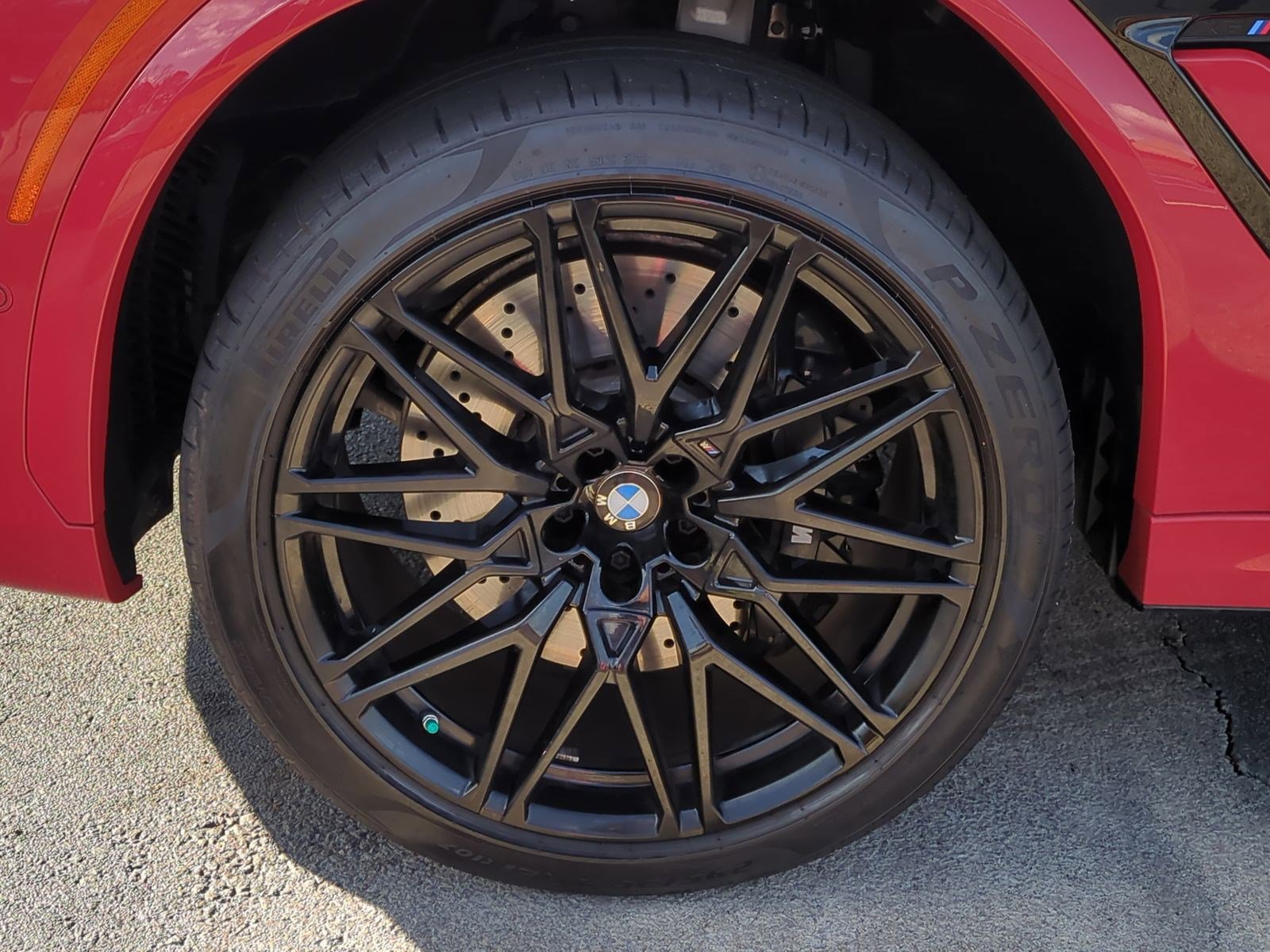 Used 2025 BMW X6 M Competition w/ Executive Package image 13