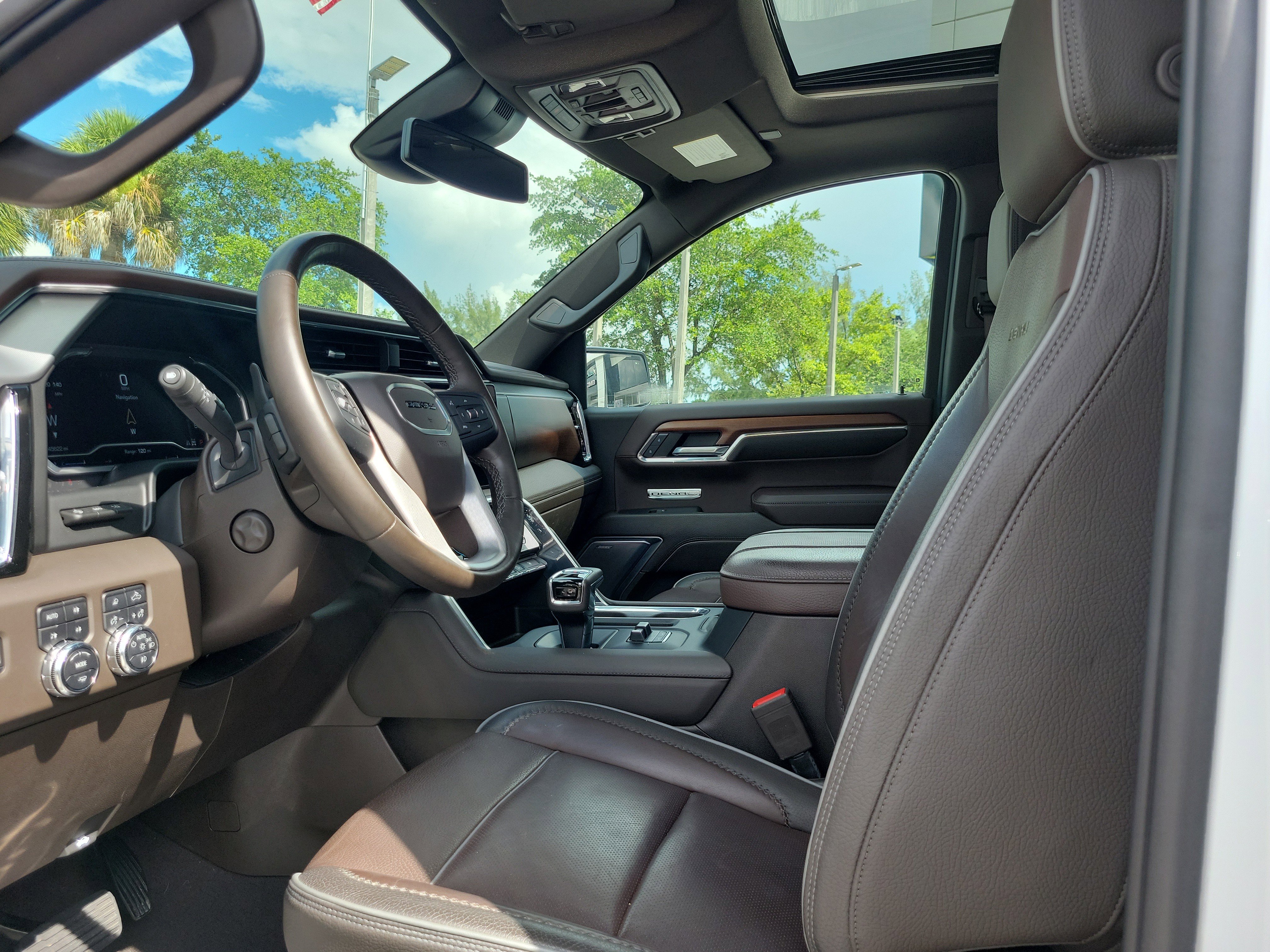 Used 2023 GMC Sierra 1500 Denali w/ Denali Reserve Package image 13