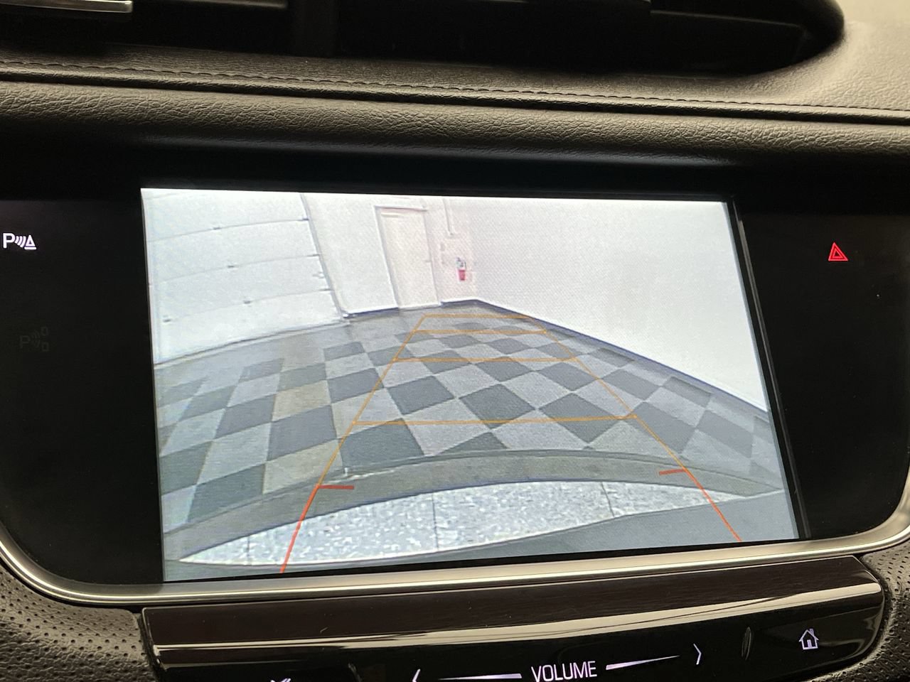Certified 2018 Cadillac XT5 Premium Luxury AWD/4WD image 6