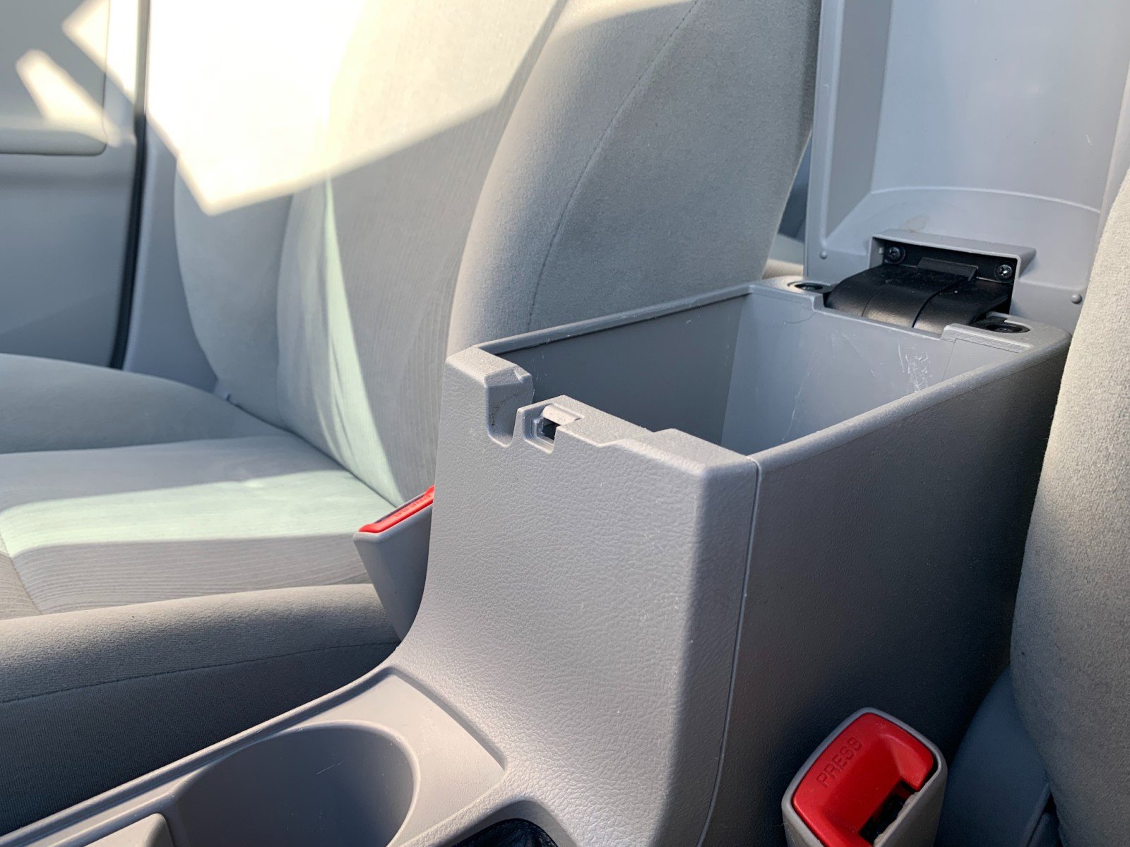 Used 2013 Toyota Corolla LE image 16