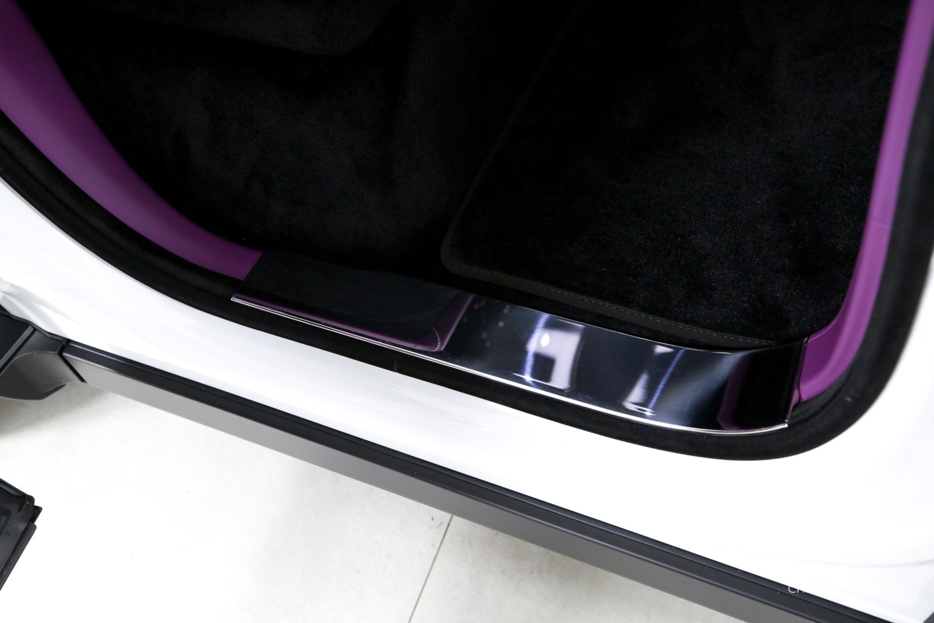 Used 2024 Rolls-Royce Cullinan image 25