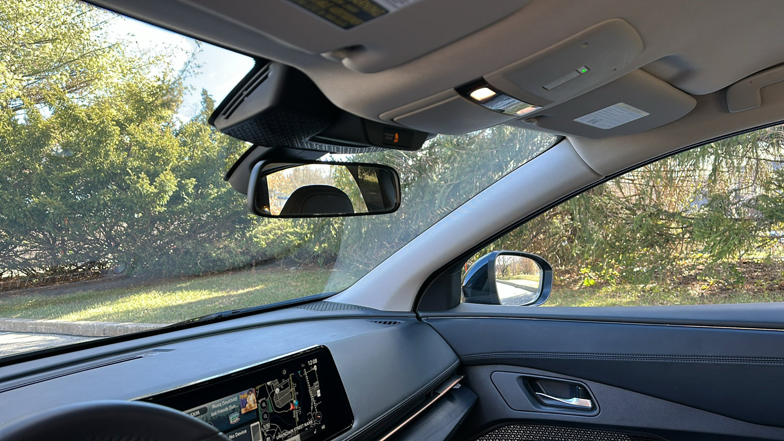 Certified 2024 Nissan Ariya AWD image 22