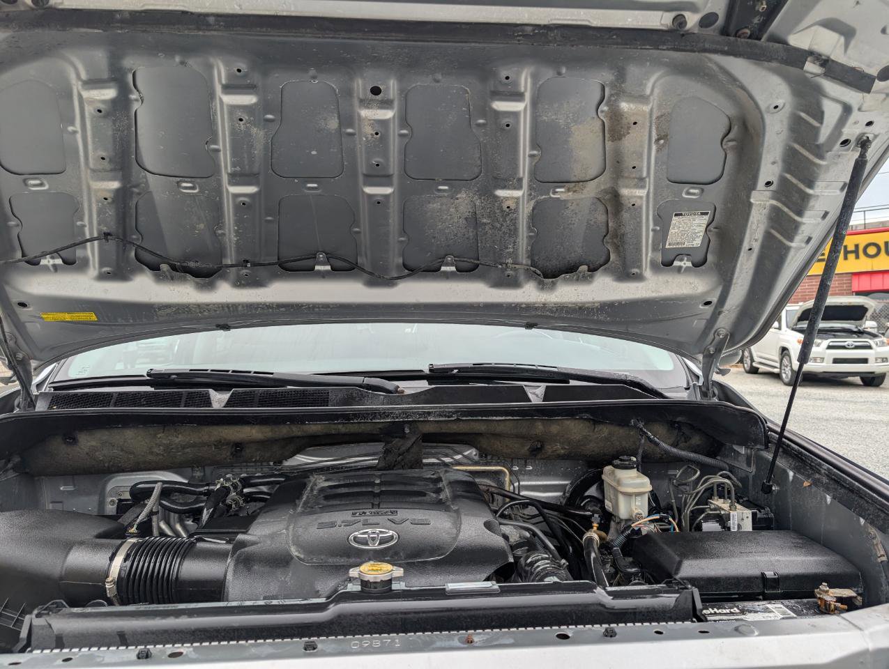 Used 2015 Toyota Sequoia SR5 AWD/4WD image 26