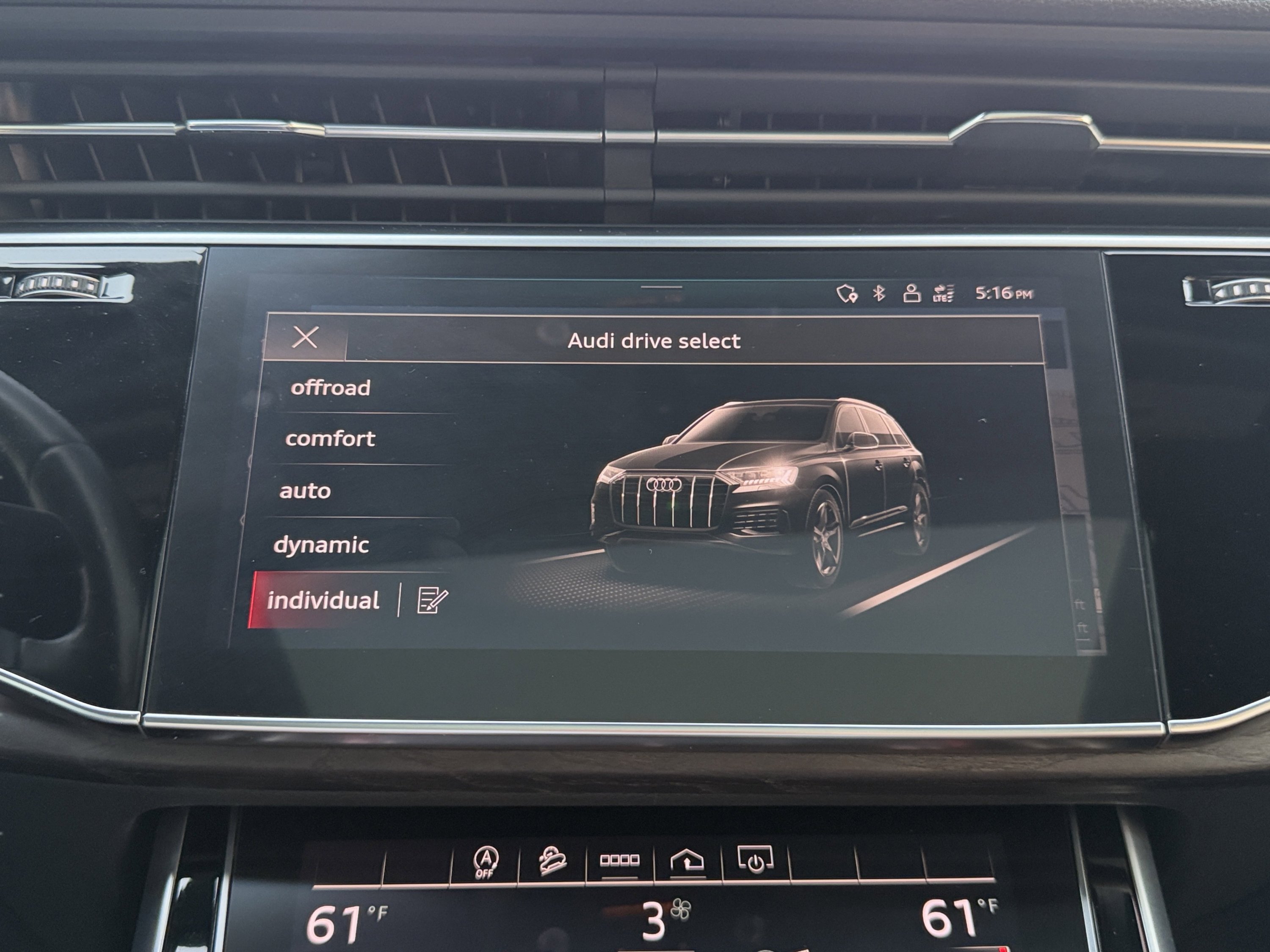 Used 2021 Audi Q7 2.0T Premium w/ Convenience Package AWD/4WD image 60
