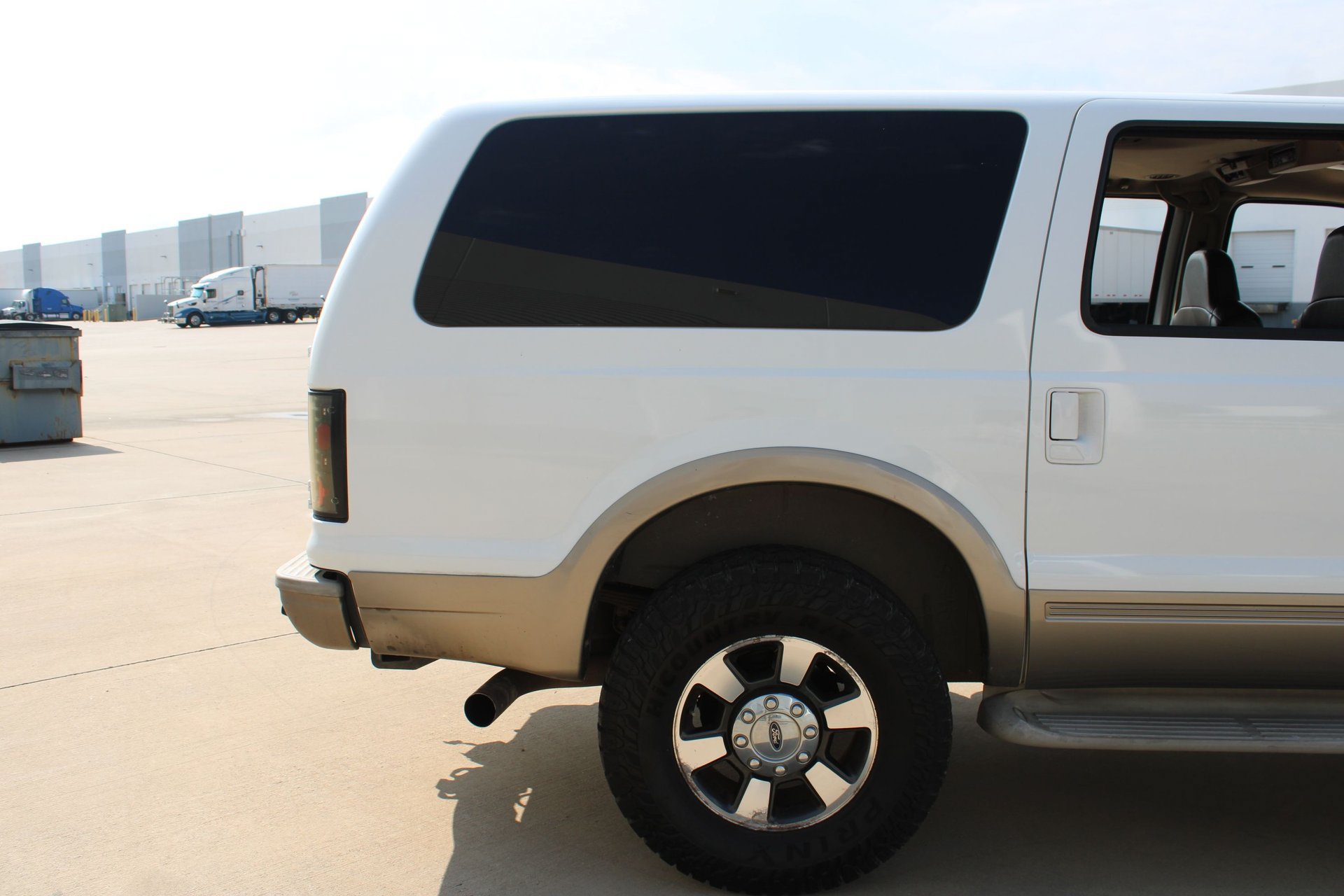 Used 2005 Ford Excursion Eddie Bauer RWD image 31