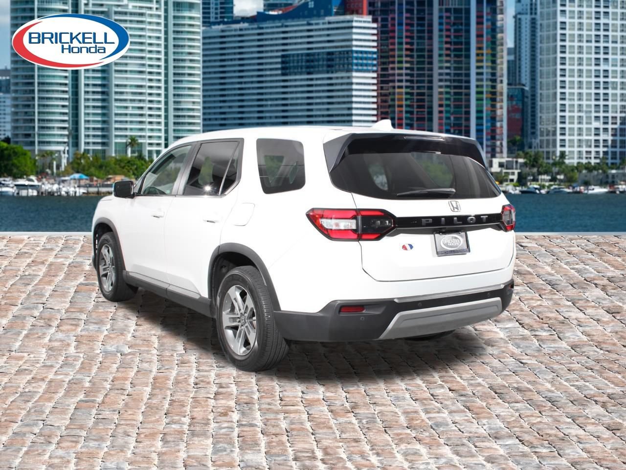 Used 2023 Honda Pilot EX-L image 3