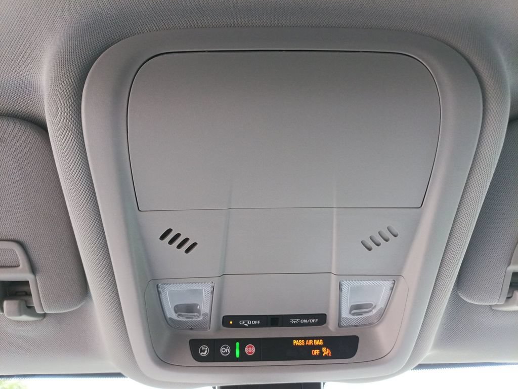 Used 2024 Chevrolet Equinox LS FWD image 19