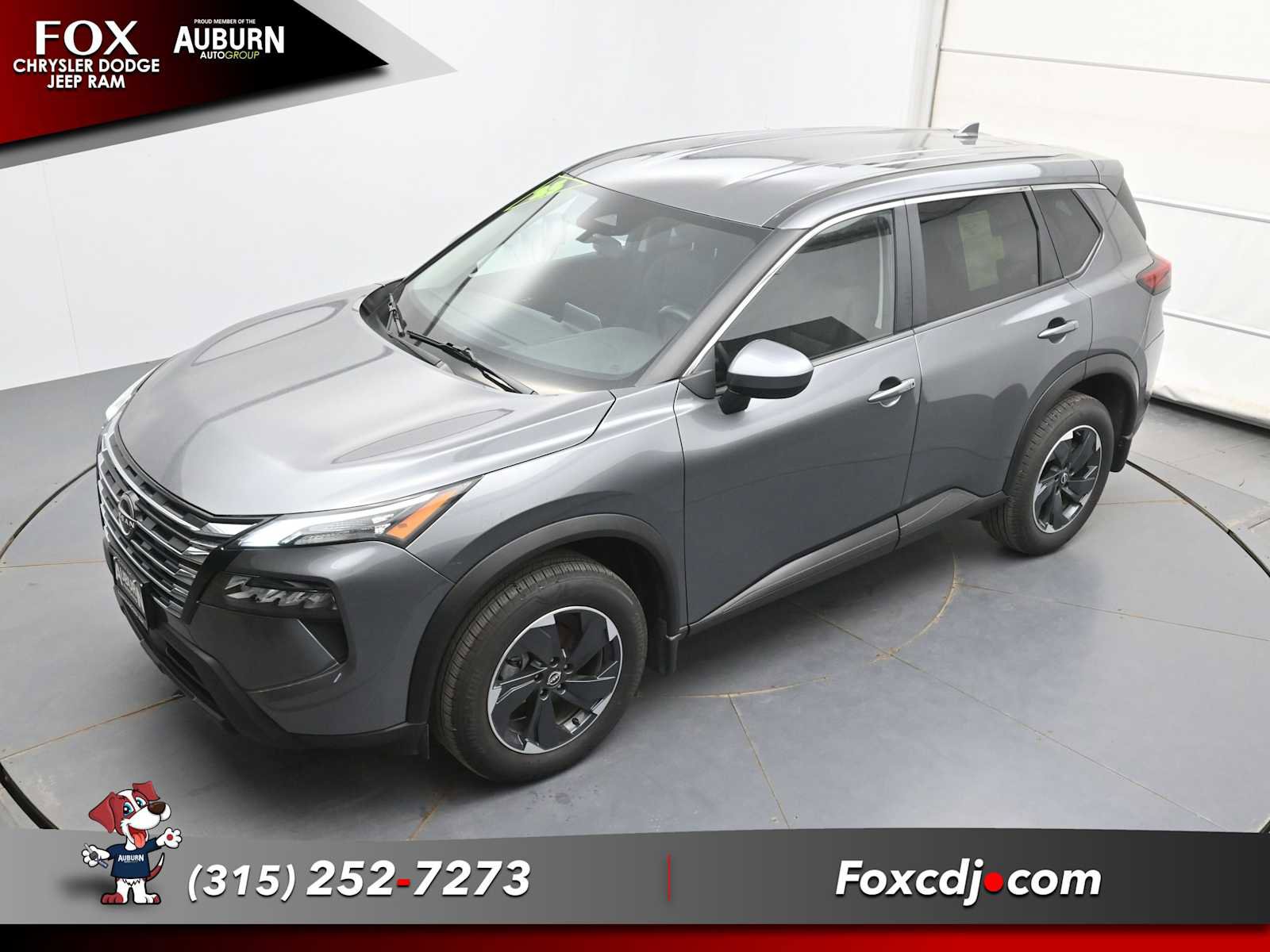 Used 2025 Nissan Rogue SV AWD/4WD image 29