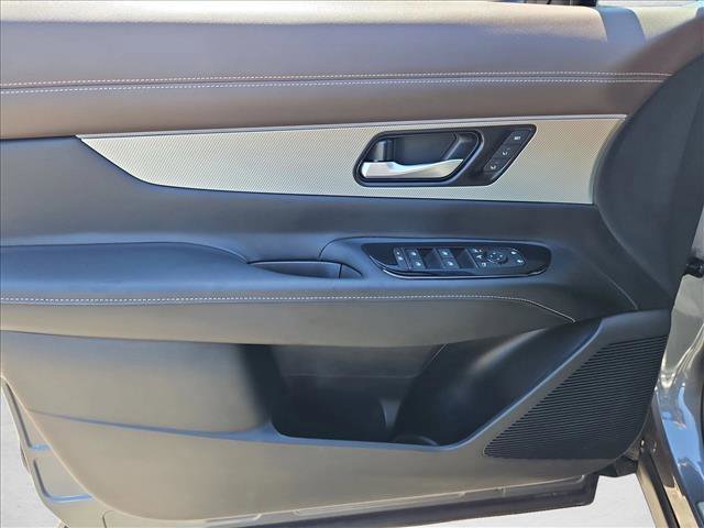 Certified 2026 Nissan Murano Platinum w/ Cargo Package AWD/4WD image 11