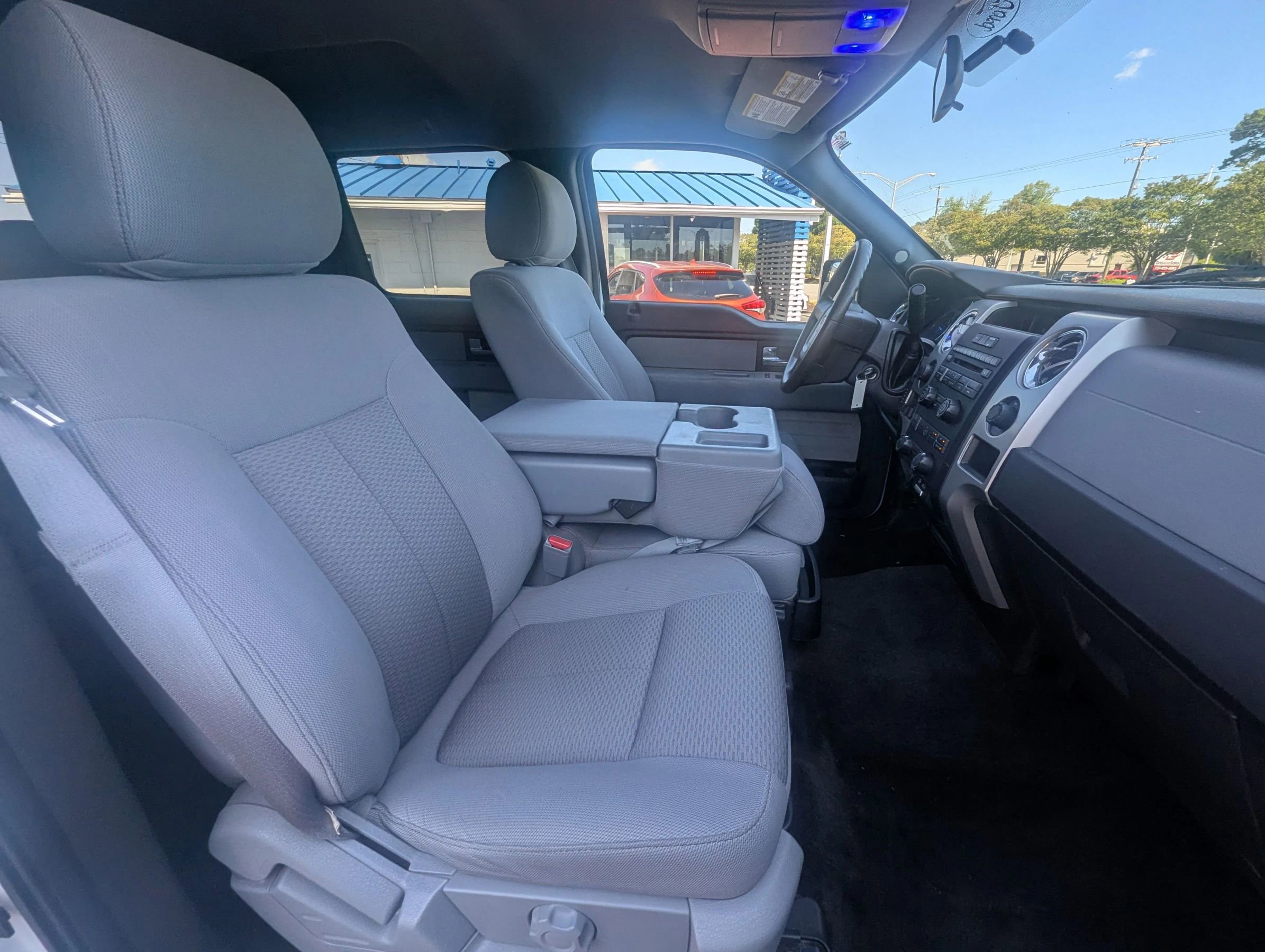 Used 2014 Ford F150 XLT w/ Trailer Tow Package AWD/4WD image 10