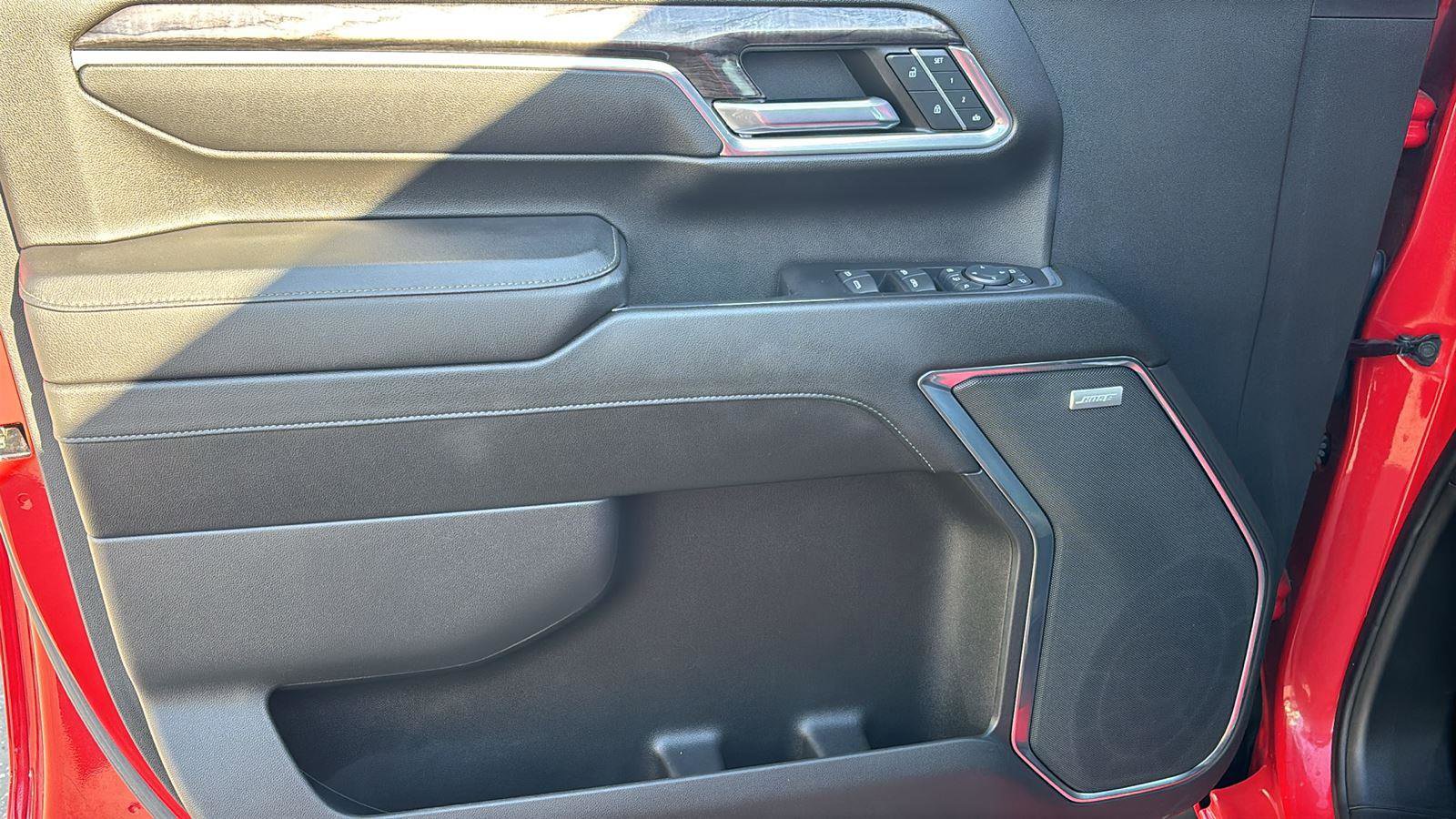 Certified 2024 Chevrolet Silverado 2500 LTZ w/ LTZ Convenience Package image 15