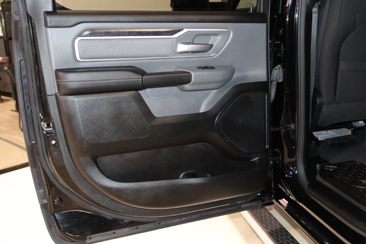 Used 2023 RAM 1500 Big Horn AWD/4WD image 35