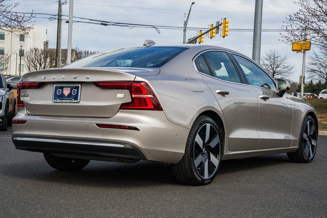 Certified 2023 Volvo S60 T8 Ultimate image 5