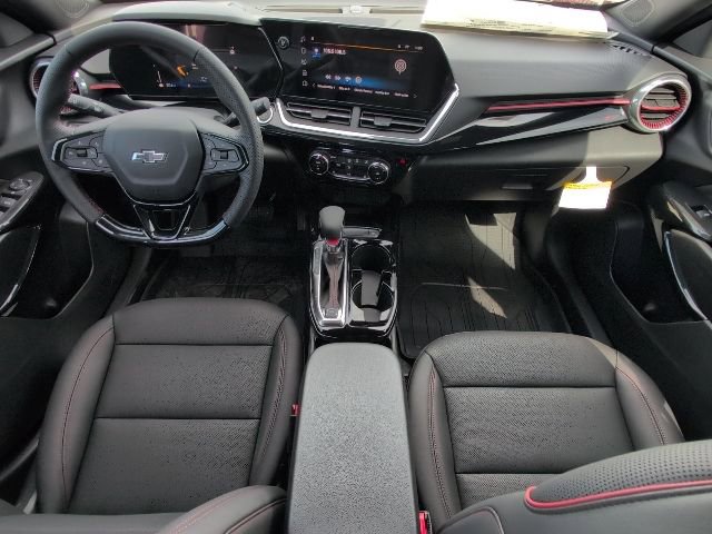 New 2026 Chevrolet Trax RS w/ Sunroof Package FWD image 5