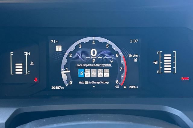 Certified 2024 Toyota Tacoma SR5 w/ SR5 Upgrade Package AWD/4WD image 28