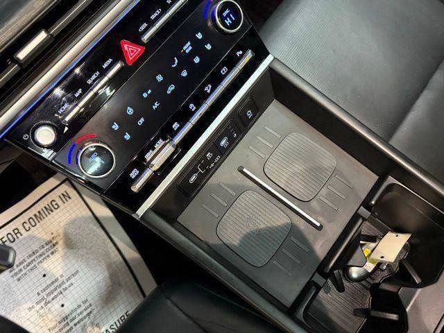 Used 2025 Hyundai Santa Fe Limited image 35