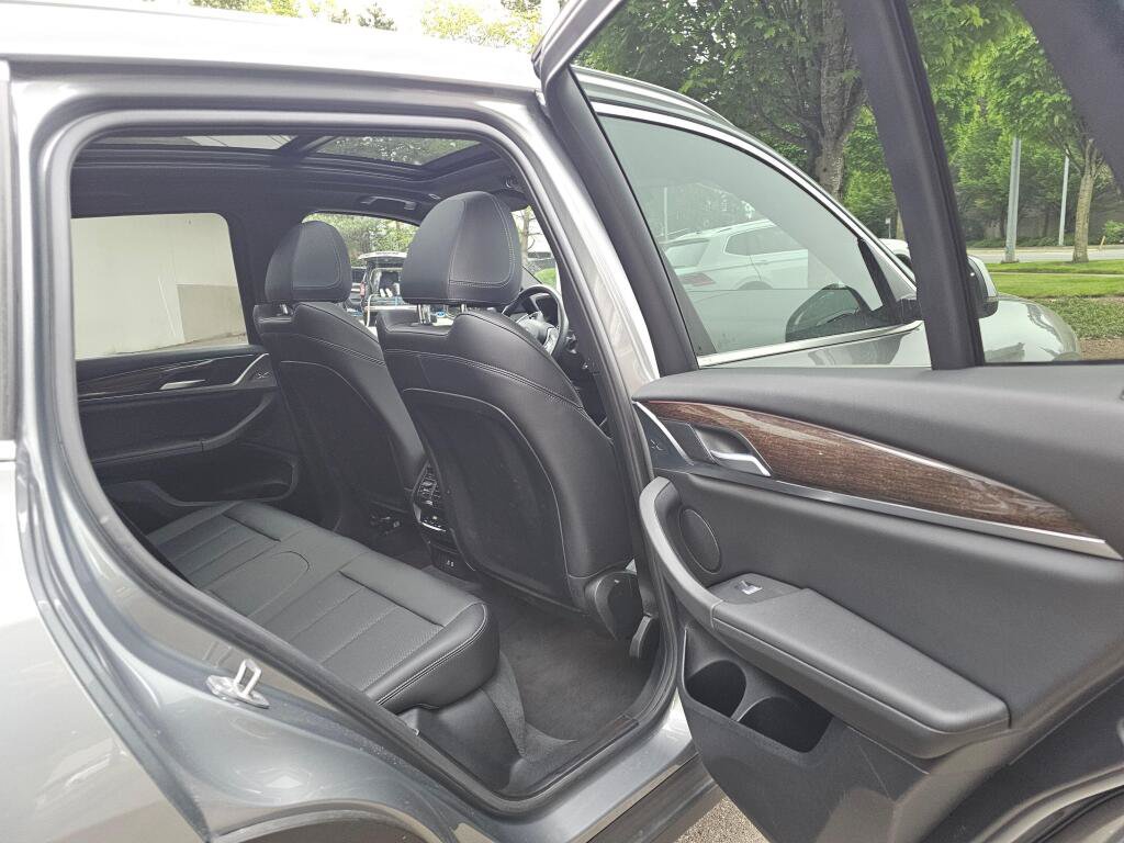 Used 2024 BMW X3 xDrive30i AWD/4WD image 13