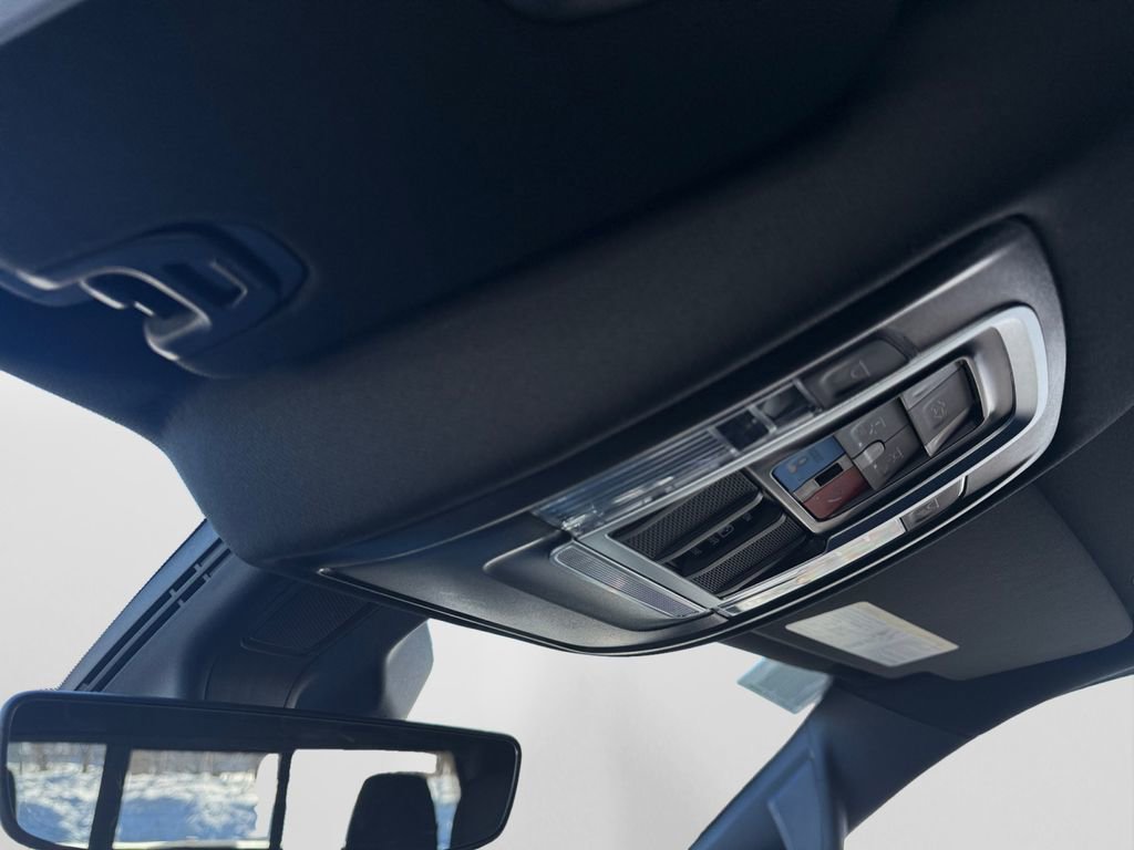 New 2026 RAM 1500 4x4 Crew Cab image 27