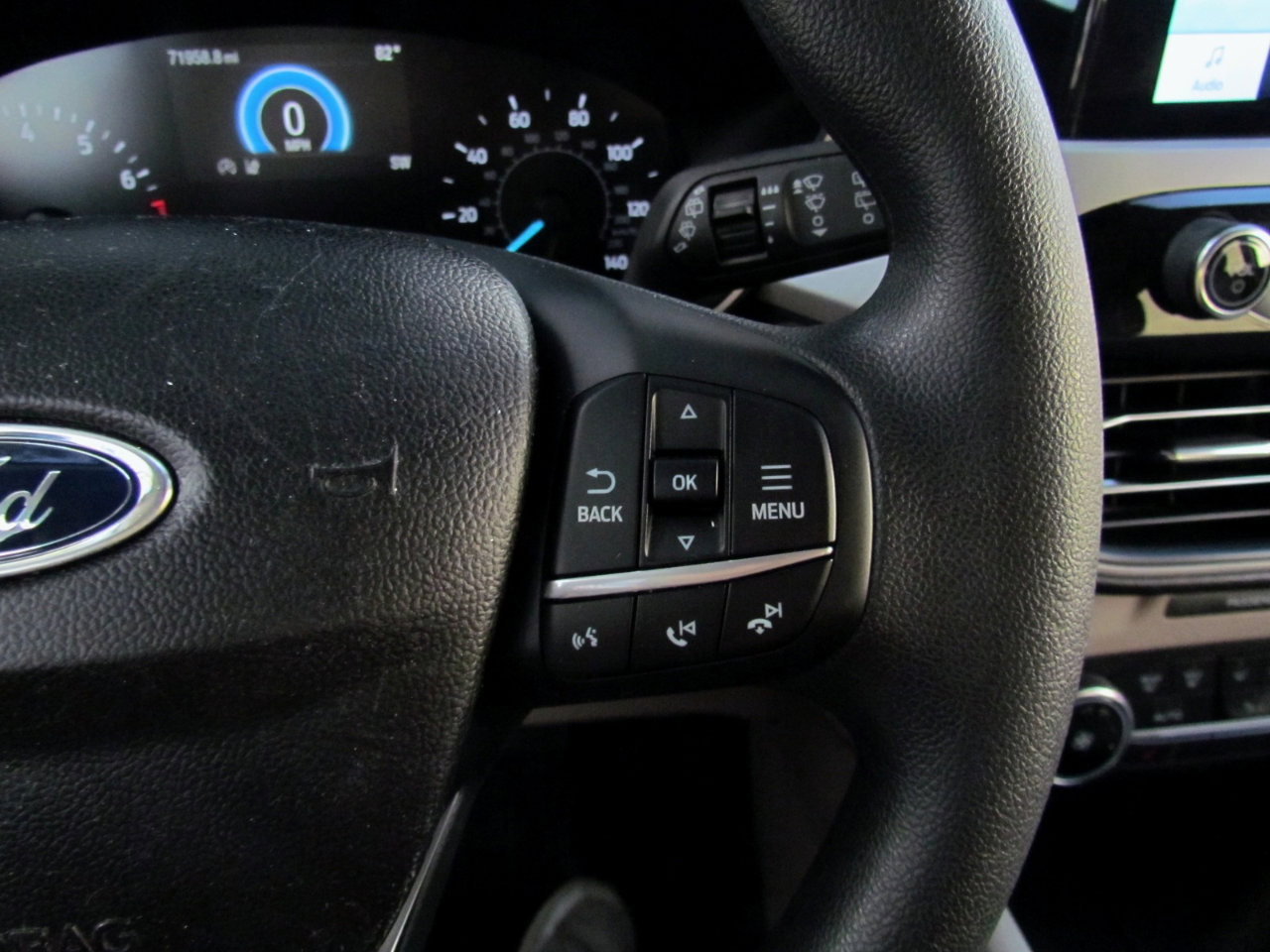 Used 2020 Ford Escape SE FWD image 31