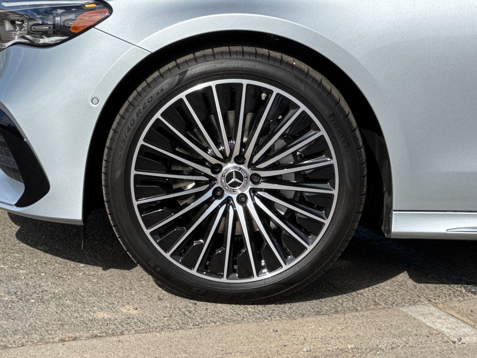 New 2027 Mercedes-Benz E 350 4MATIC Sedan image 24