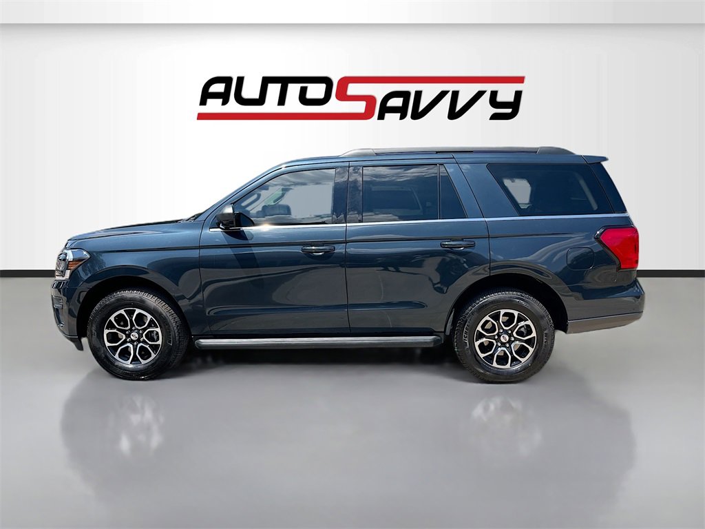 Used 2024 Ford Expedition XLT image 4