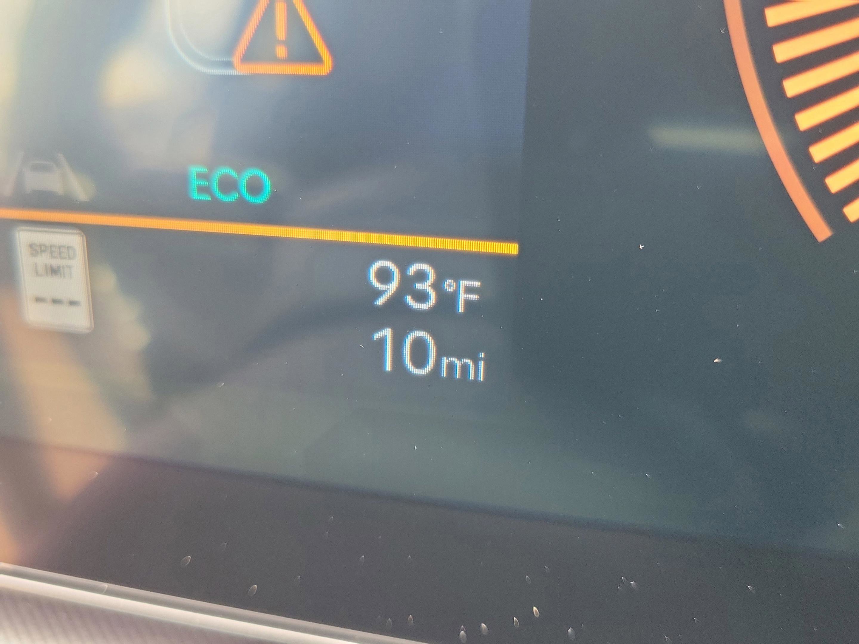 New 2026 Hyundai Santa Fe SE image 14