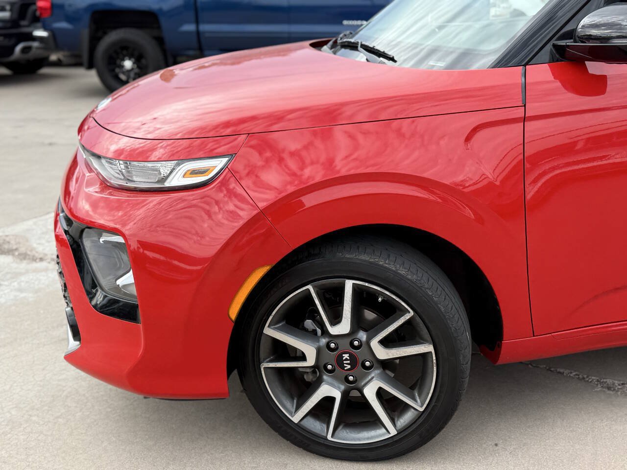 Used 2020 Kia Soul GT-Line FWD image 3