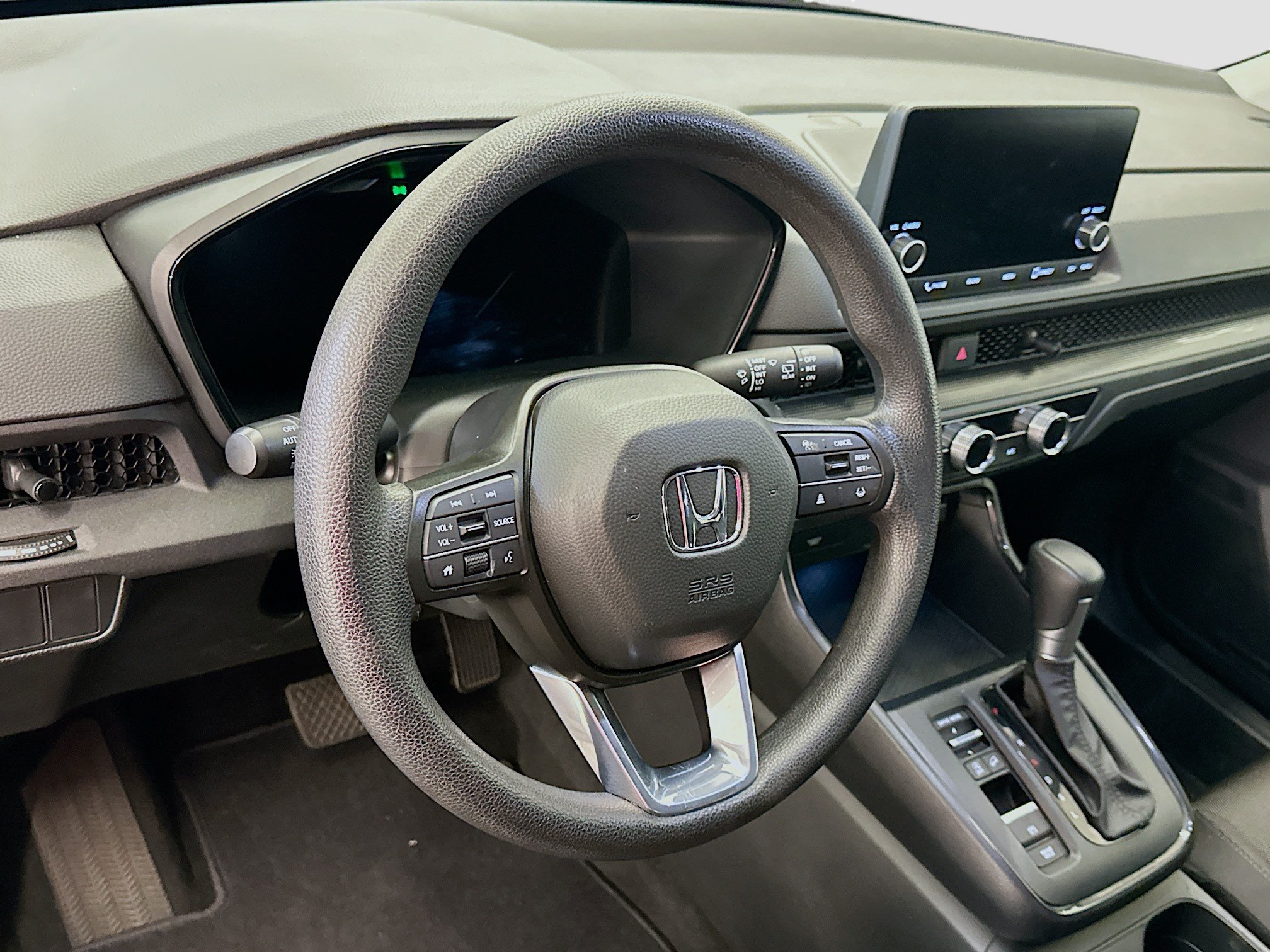 Used 2025 Honda CR-V LX image 18