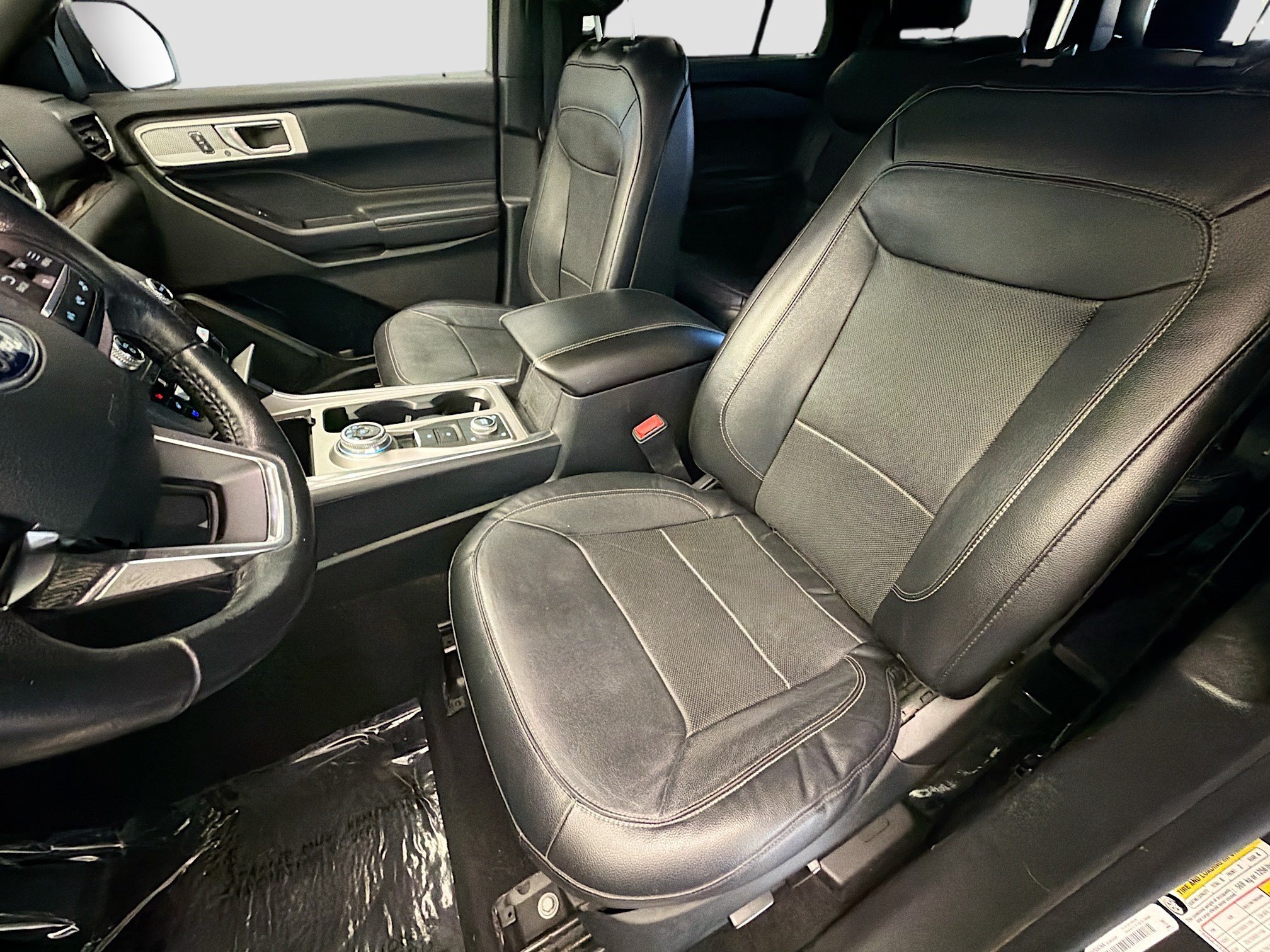 Used 2020 Ford Explorer Limited w/ Class III Trailer Tow Package AWD/4WD image 12